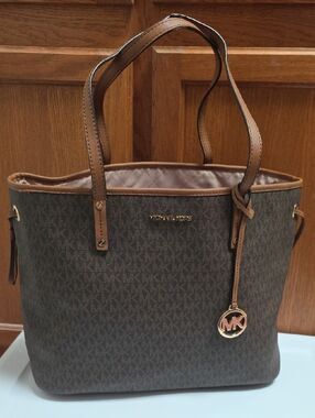 Michael Kors Brown Jet SetTote with Tan Trim and Gold Hardware